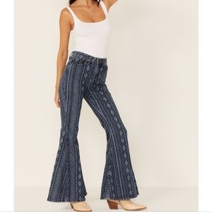 Shyanne Women’s High Rise Super Flare Southwestern Print Denim